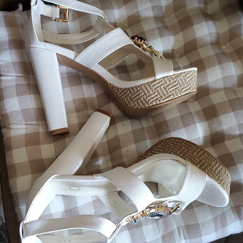 Baker platform sandals 👡 - Picture 3 of 6